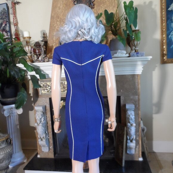 Moschino CheapandChic Light Blue Tweed Sheath Dress w/White Pipping Size 10 - Picture 15 of 16